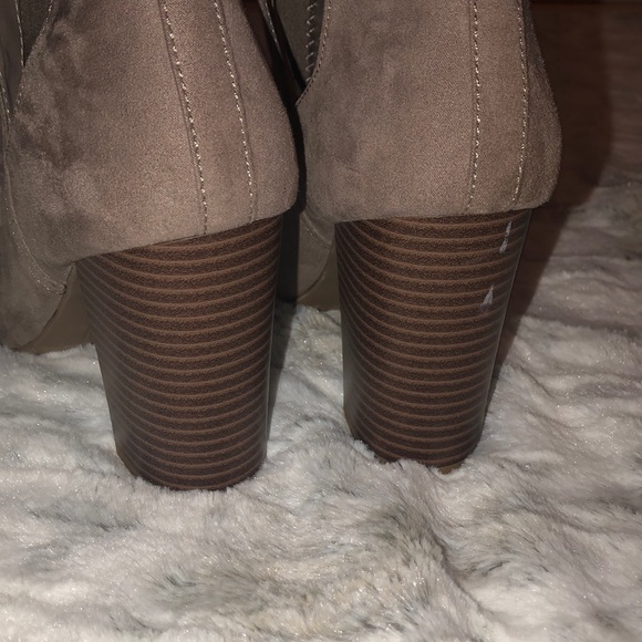 Open Toe Booties - Picture 3 of 7